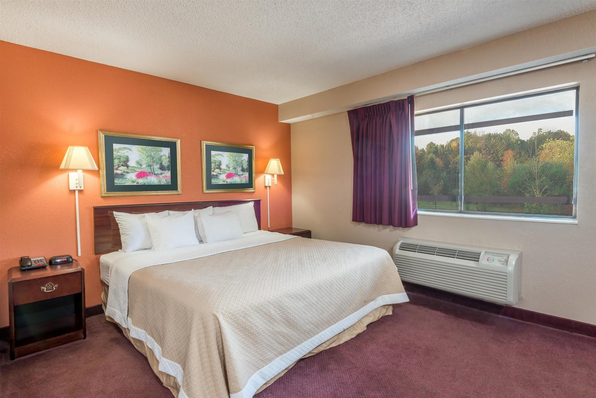 Days Inn By Wyndham Pittsburgh-Harmarville Extérieur photo